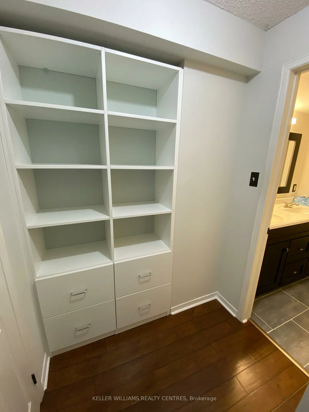 115, Main, Central Newmarket, Newmarket