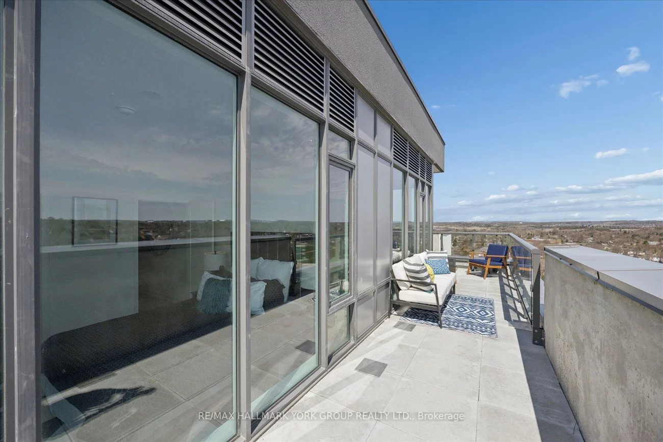 705, Davis, Huron Heights-Leslie Valley, Newmarket