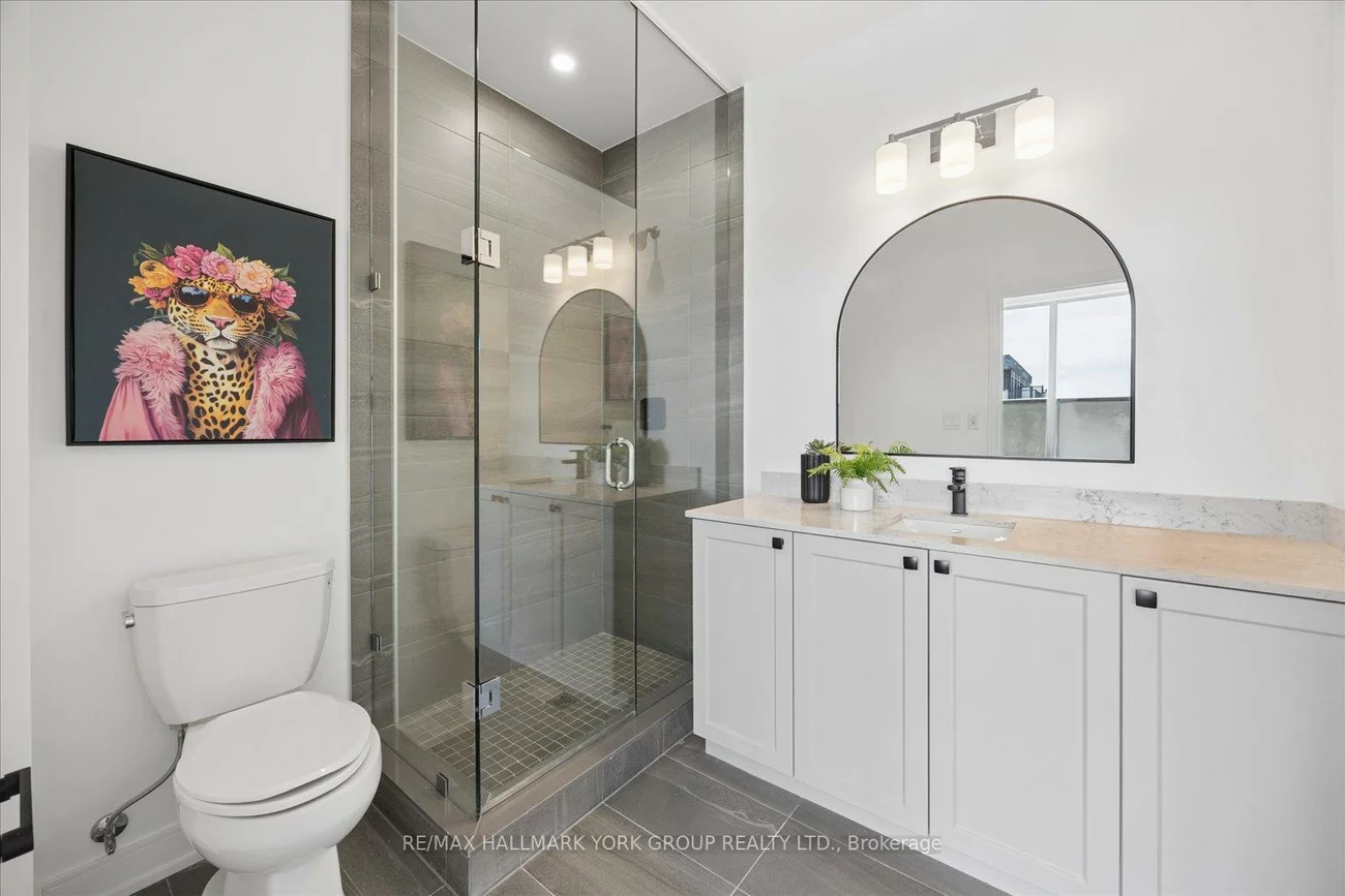 705, Davis, Huron Heights-Leslie Valley, Newmarket