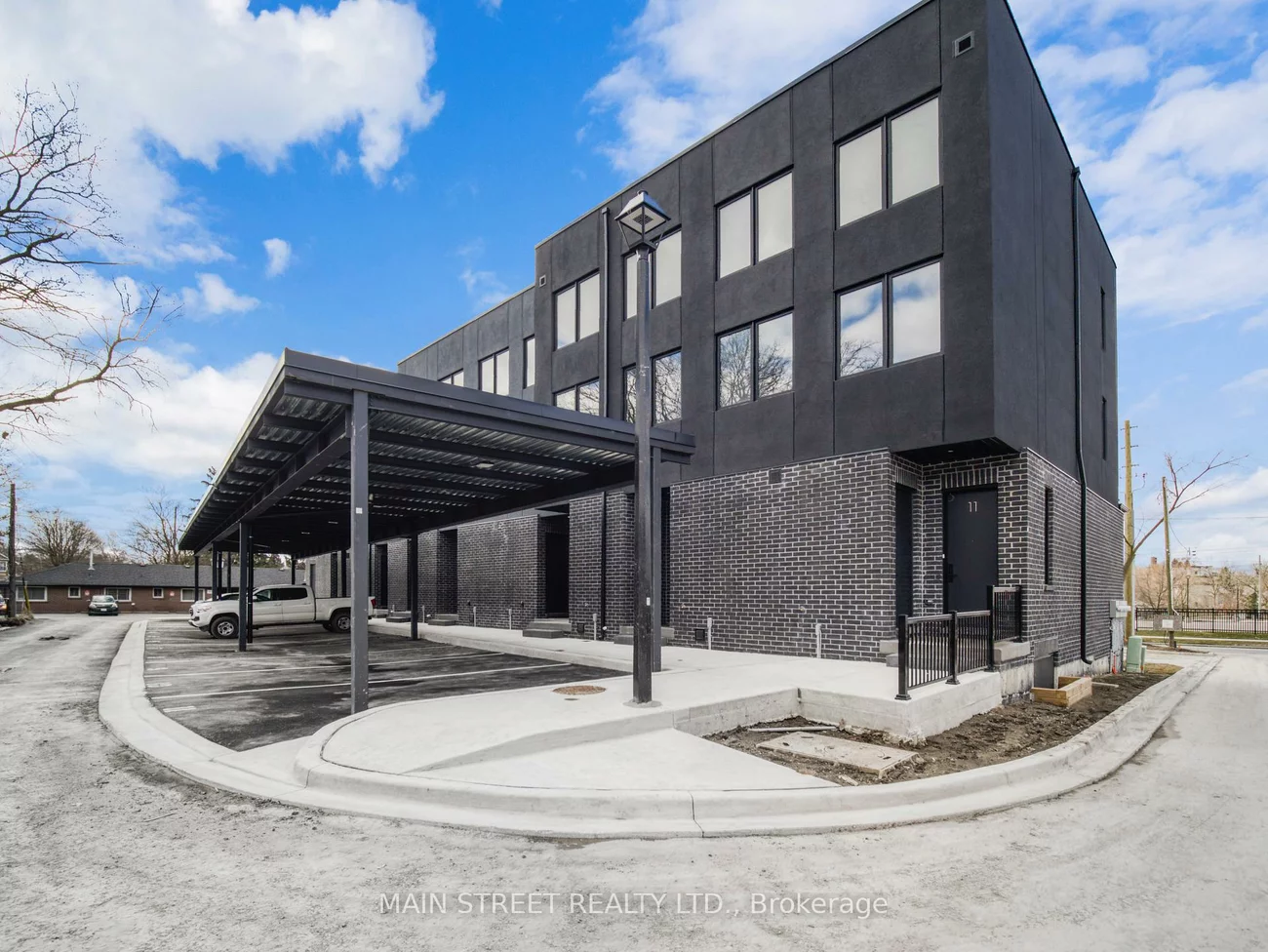 59, Charles, Central Newmarket, Newmarket