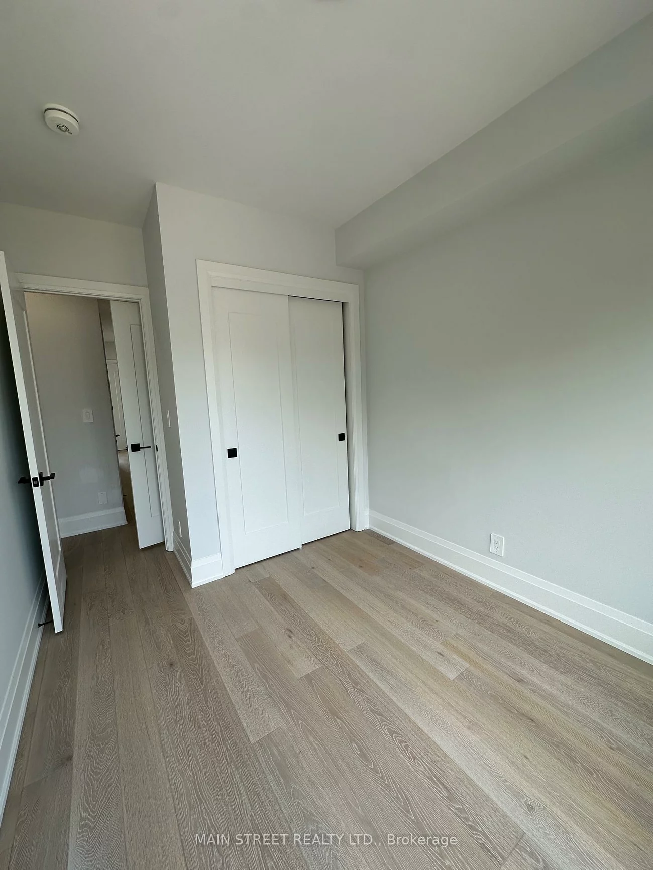 59, Charles, Central Newmarket, Newmarket