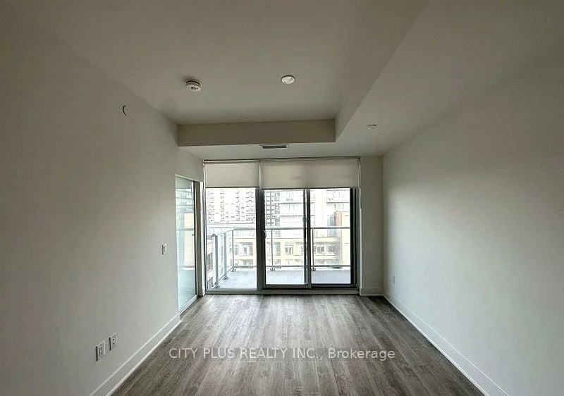 185, Deerfield, Central Newmarket, Newmarket