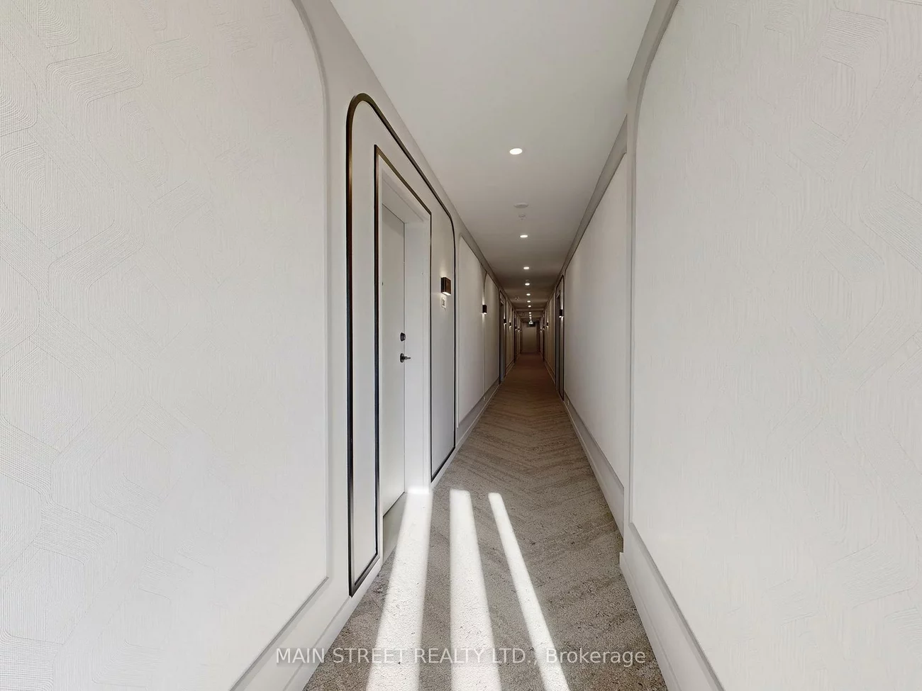 49, Charles, Central Newmarket, Newmarket