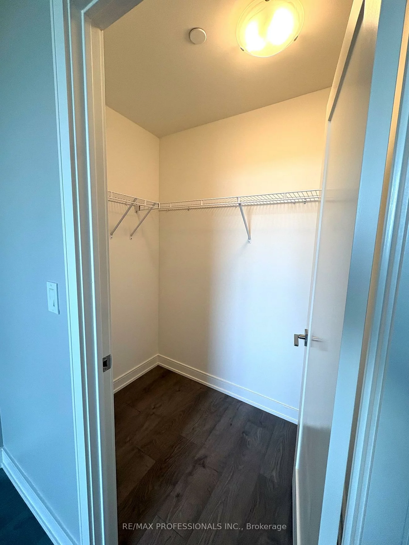 705, Davis, Huron Heights-Leslie Valley, Newmarket