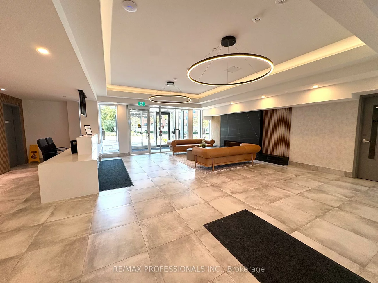705, Davis, Huron Heights-Leslie Valley, Newmarket