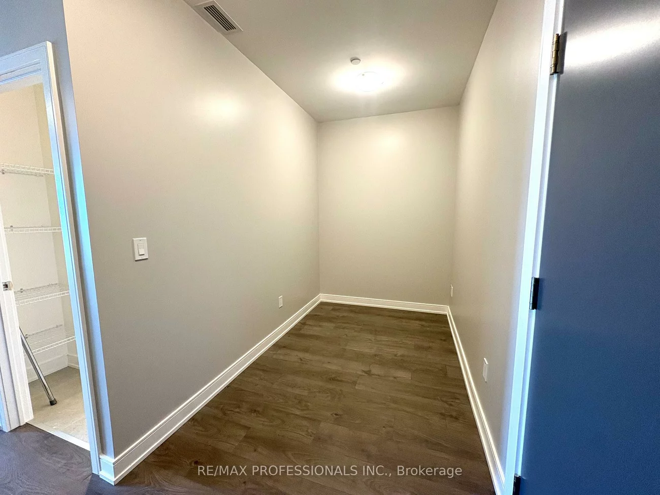 705, Davis, Huron Heights-Leslie Valley, Newmarket