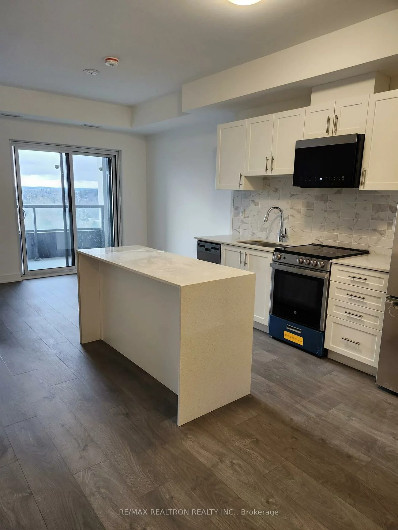 705, Davis, Huron Heights-Leslie Valley, Newmarket