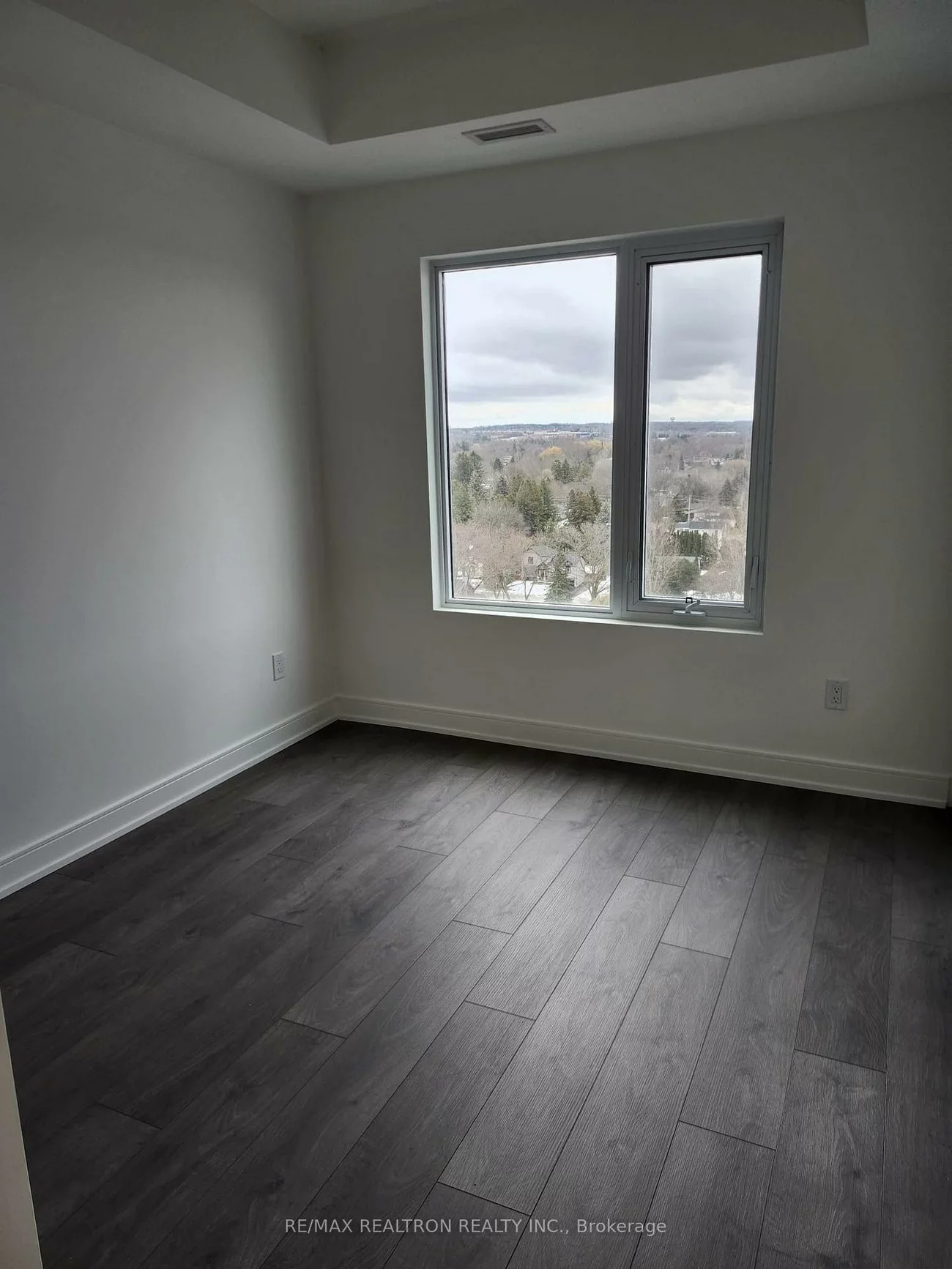 705, Davis, Huron Heights-Leslie Valley, Newmarket