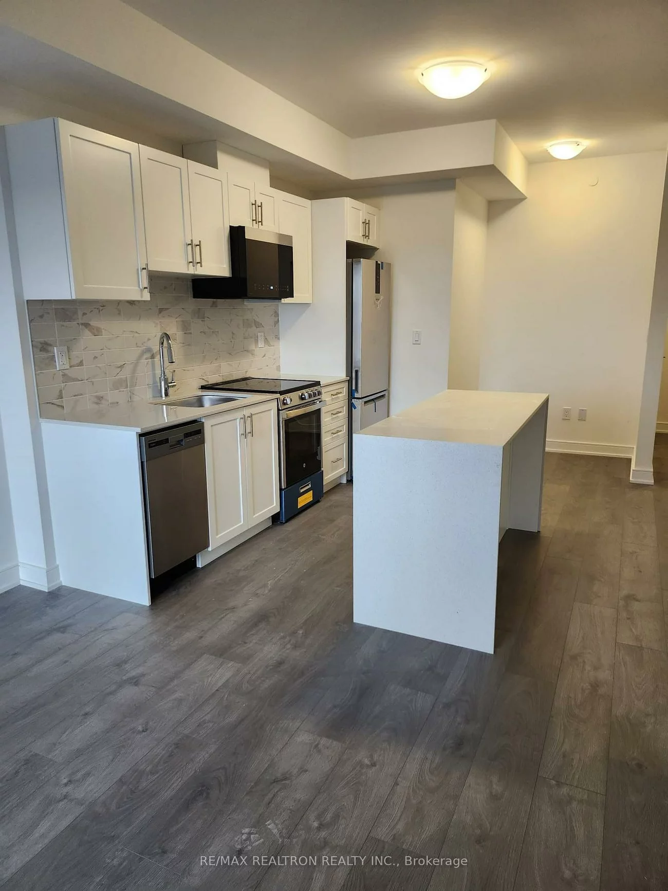 705, Davis, Huron Heights-Leslie Valley, Newmarket