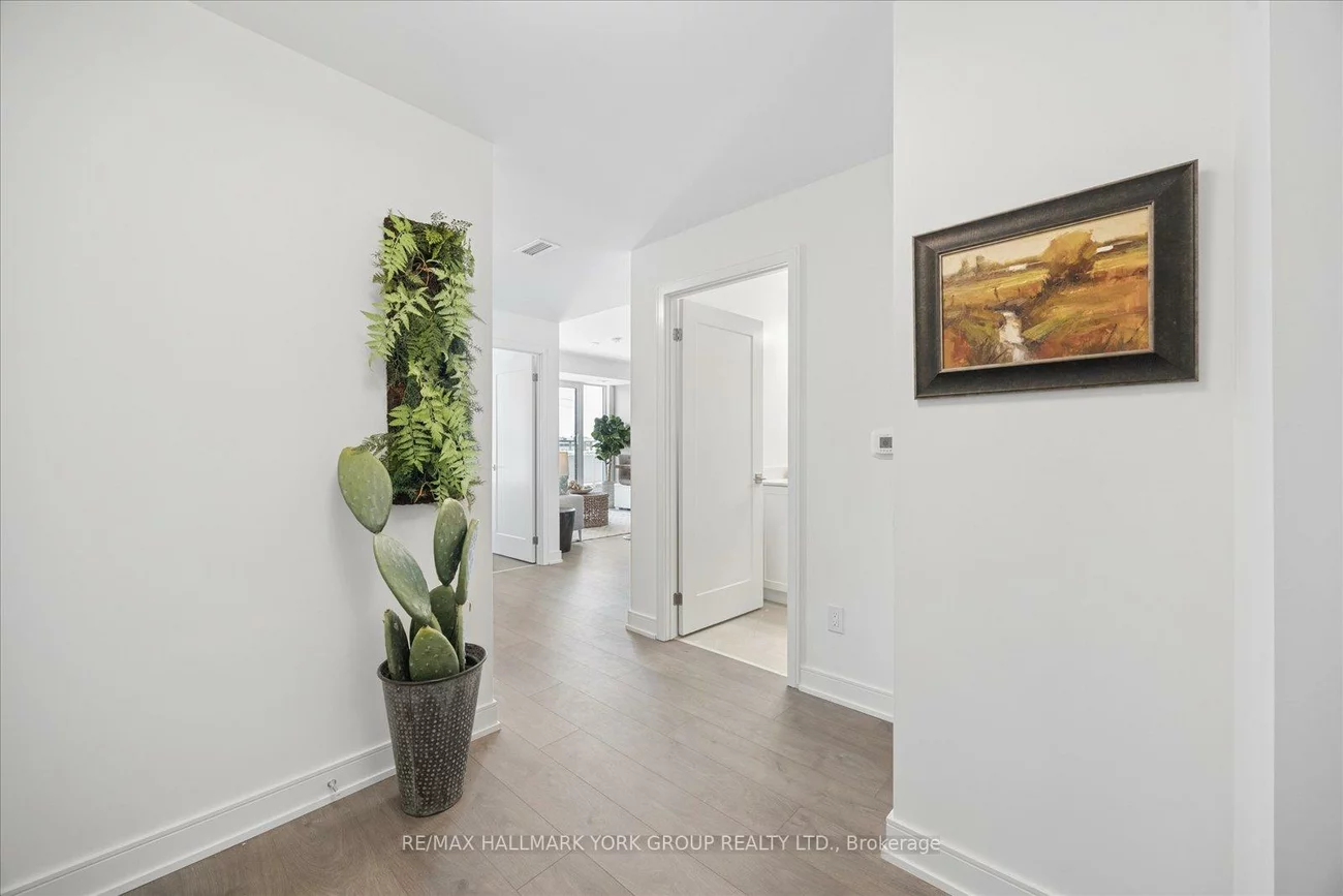 705, Davis, Huron Heights-Leslie Valley, Newmarket
