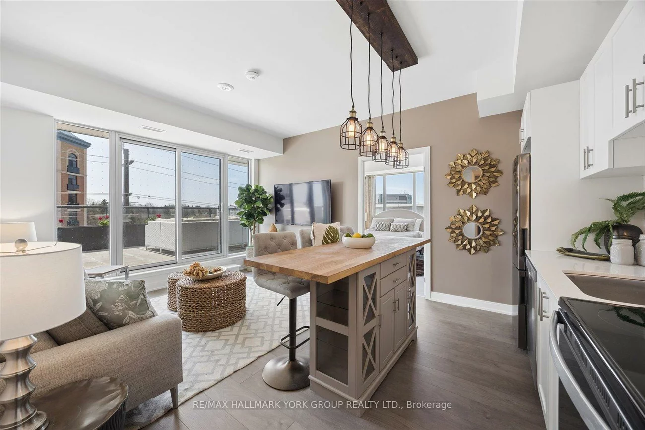 705, Davis, Huron Heights-Leslie Valley, Newmarket