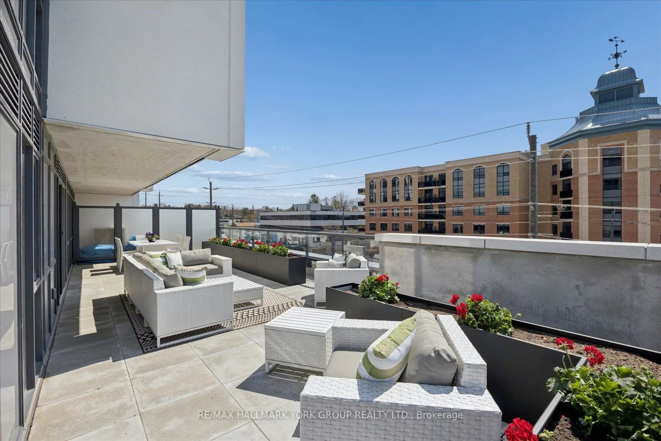 705, Davis, Huron Heights-Leslie Valley, Newmarket