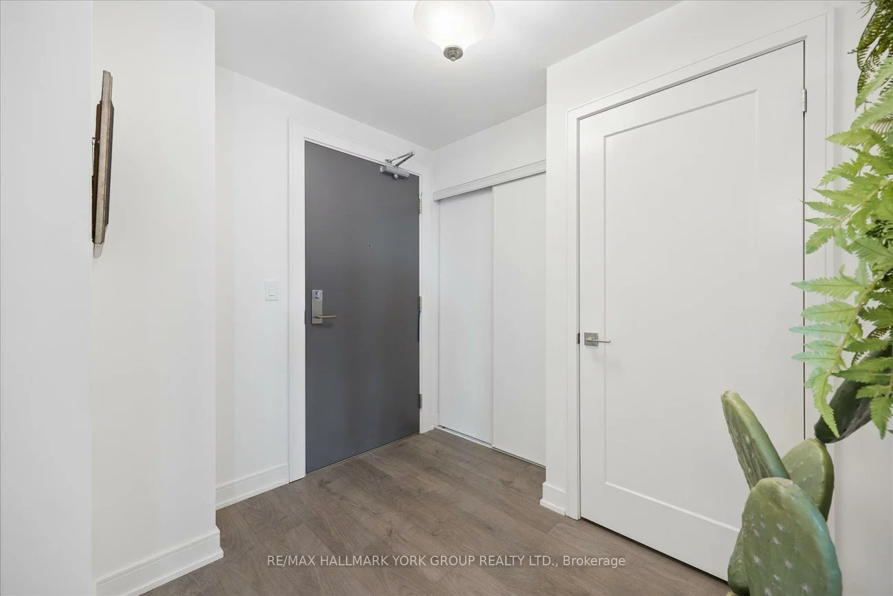 705, Davis, Huron Heights-Leslie Valley, Newmarket