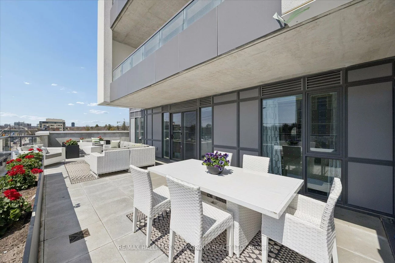 705, Davis, Huron Heights-Leslie Valley, Newmarket