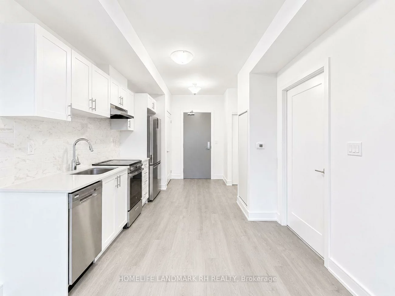 715, Davis, Huron Heights-Leslie Valley, Newmarket