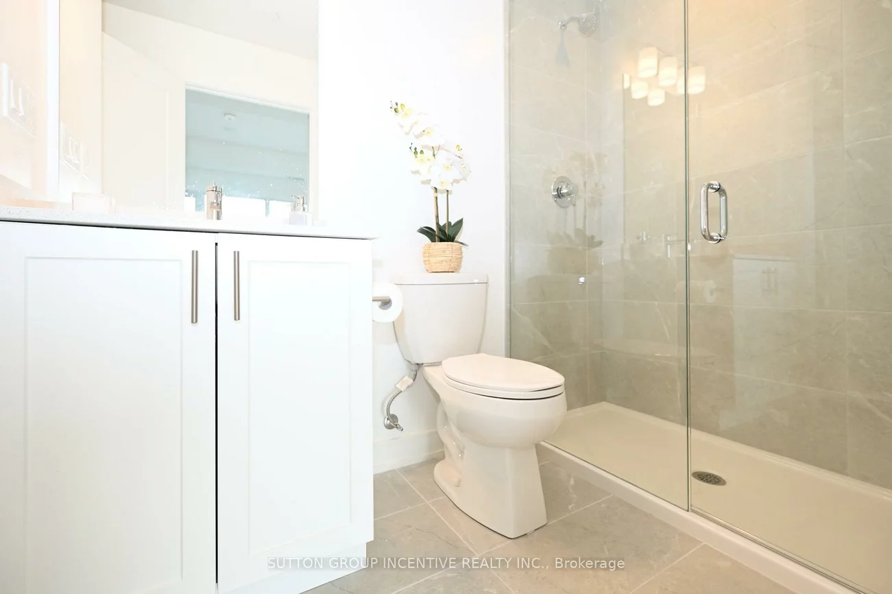 705, Davis, Huron Heights-Leslie Valley, Newmarket