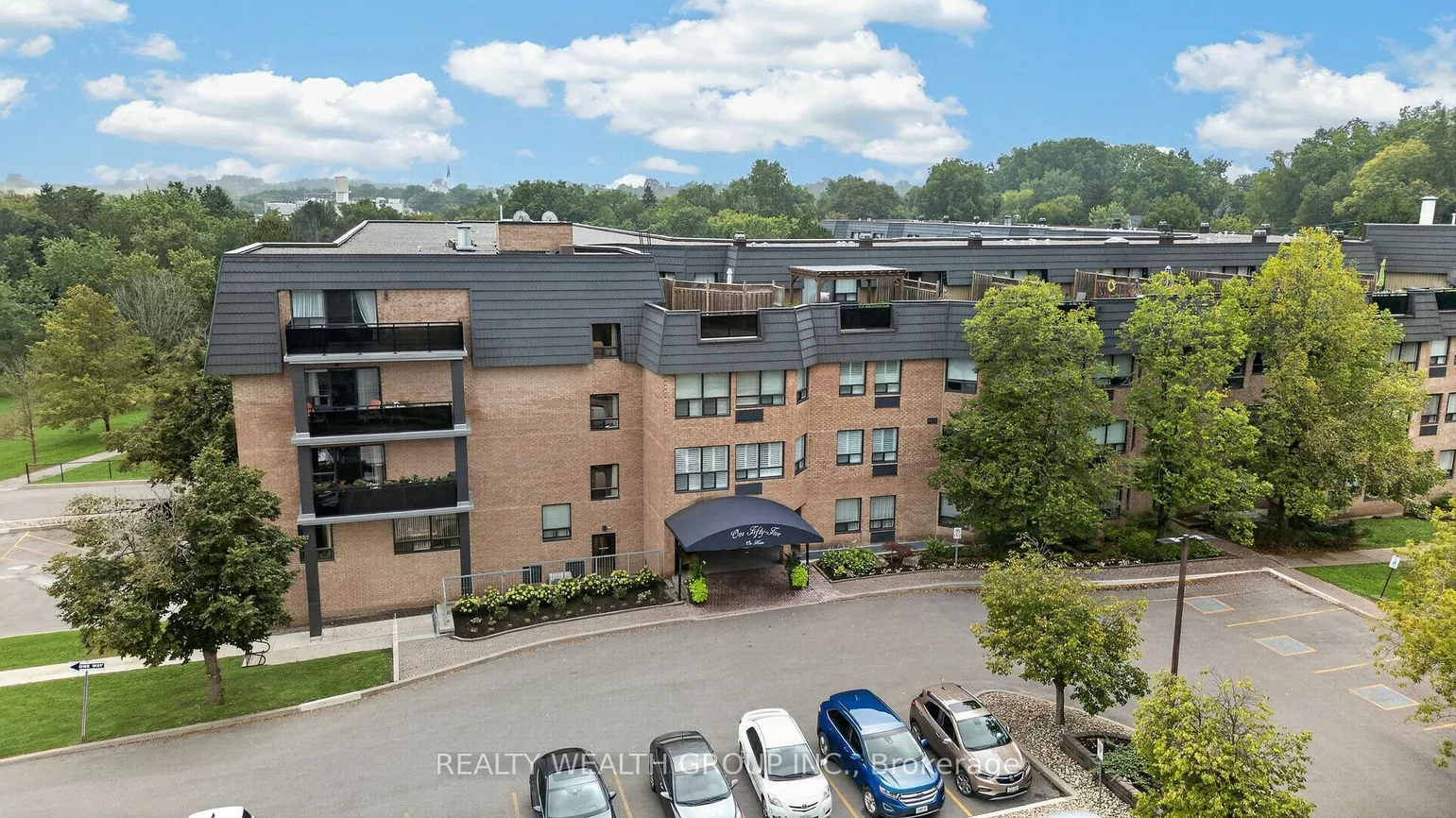 155, Main, Bristol-London, Newmarket