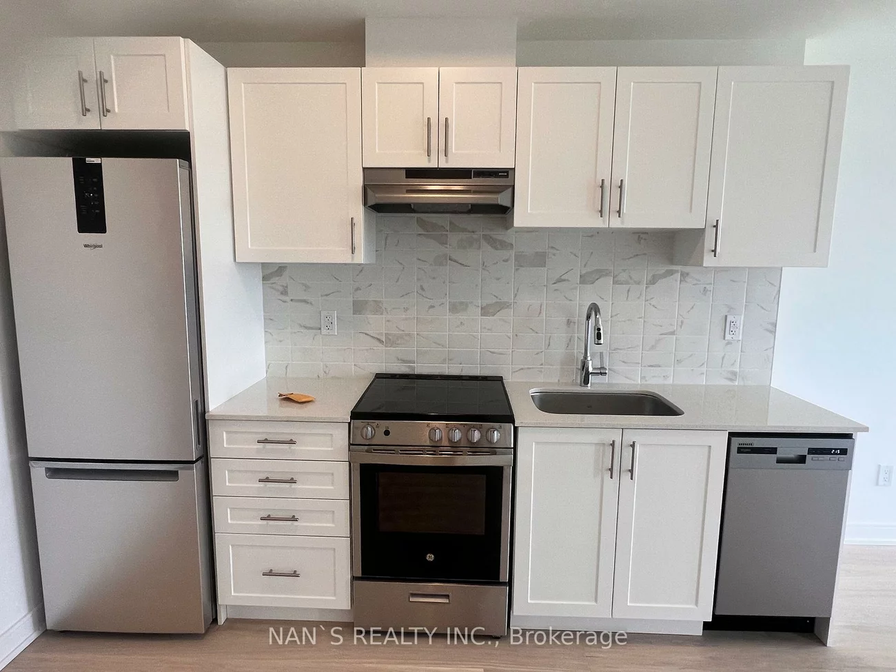 715, Davis, Huron Heights-Leslie Valley, Newmarket