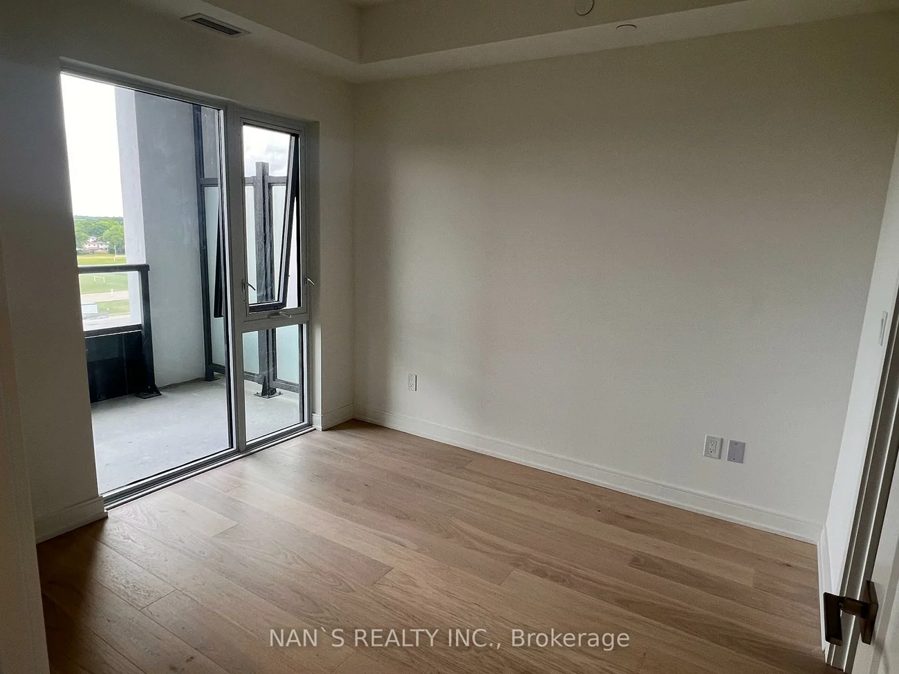 715, Davis, Huron Heights-Leslie Valley, Newmarket