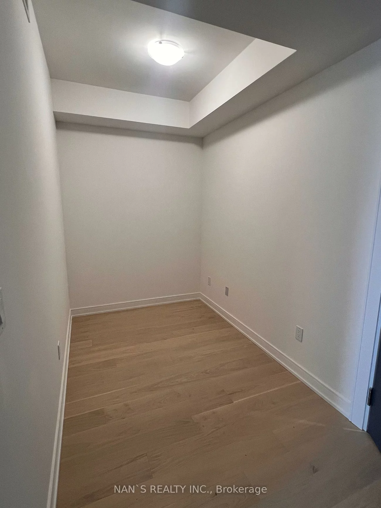 715, Davis, Huron Heights-Leslie Valley, Newmarket