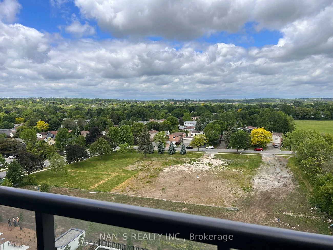 715, Davis, Huron Heights-Leslie Valley, Newmarket