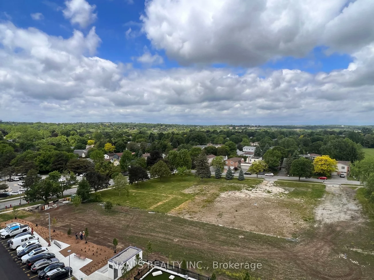 715, Davis, Huron Heights-Leslie Valley, Newmarket
