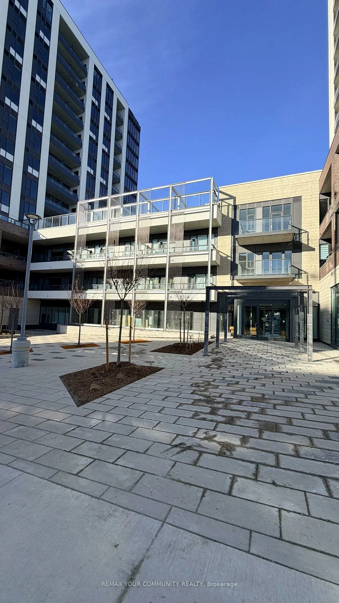 705, Davis, Huron Heights-Leslie Valley, Newmarket