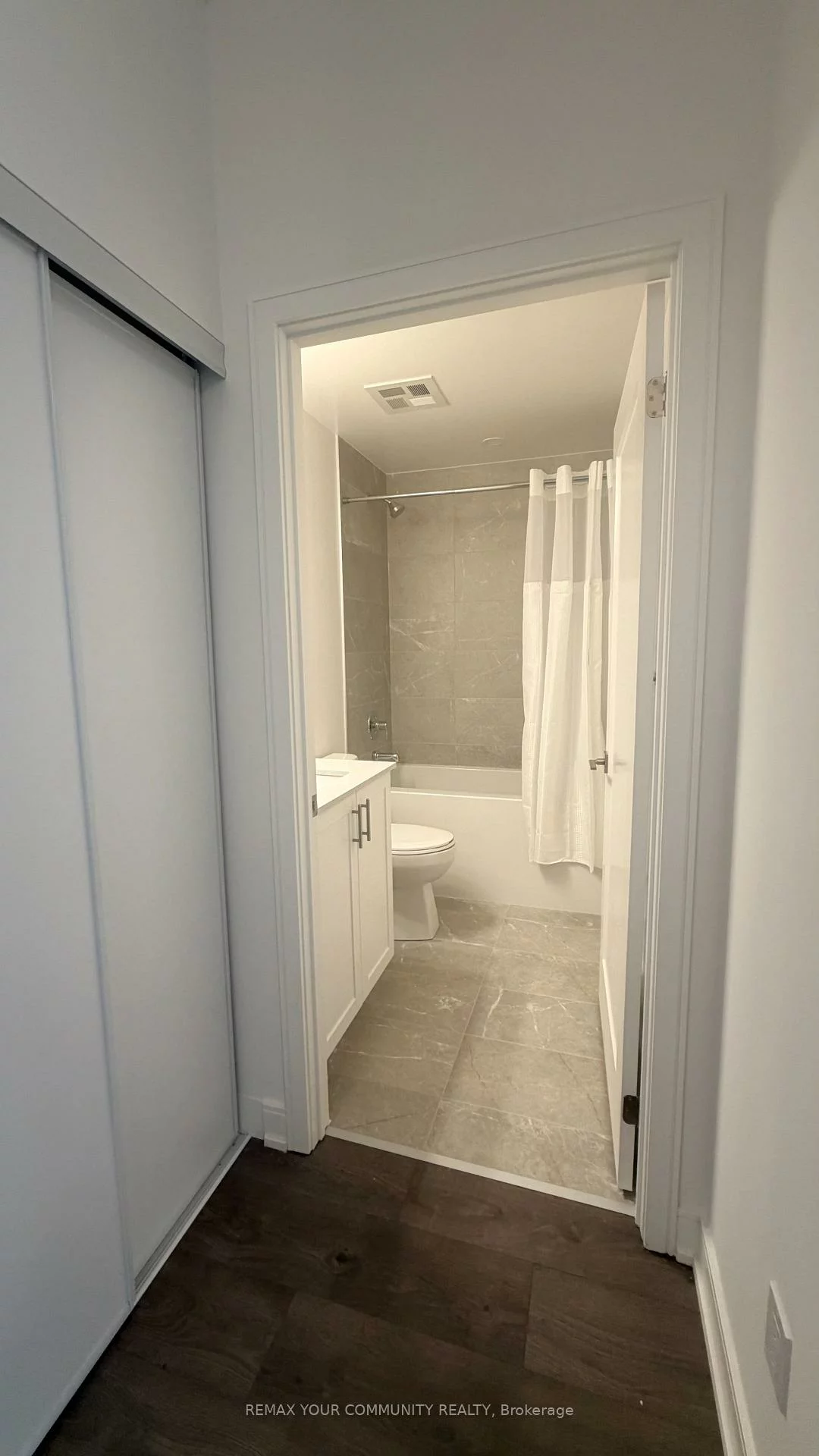 705, Davis, Huron Heights-Leslie Valley, Newmarket