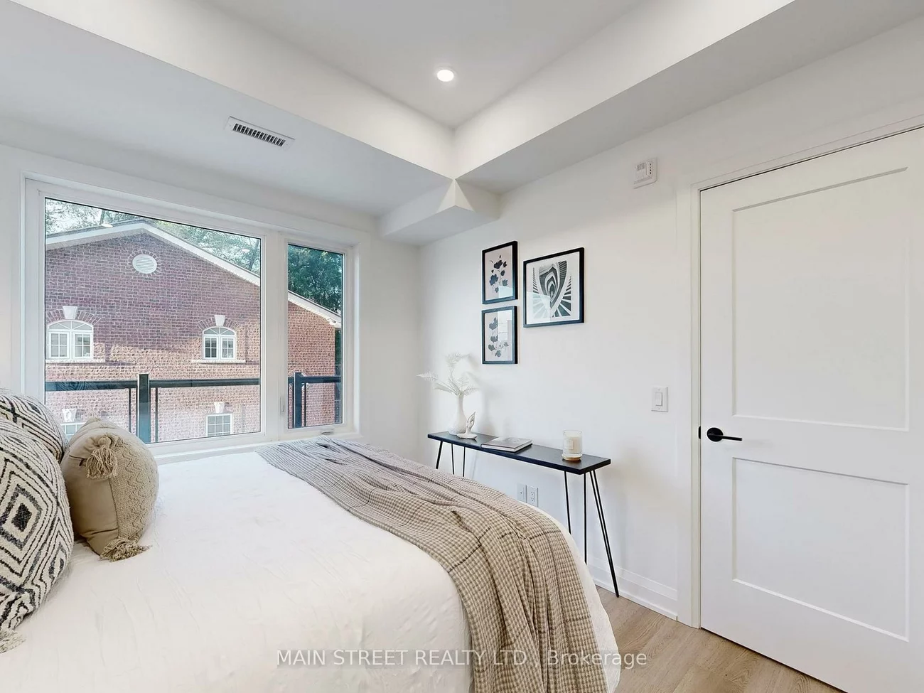 49, Charles, Gorham-College Manor, Newmarket