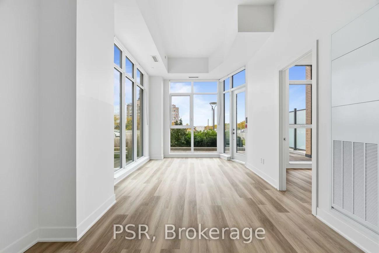200, Deerfield, Central Newmarket, Newmarket