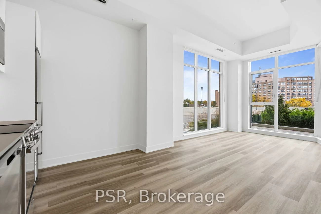 200, Deerfield, Central Newmarket, Newmarket