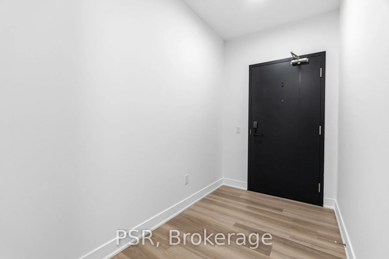200, Deerfield, Central Newmarket, Newmarket