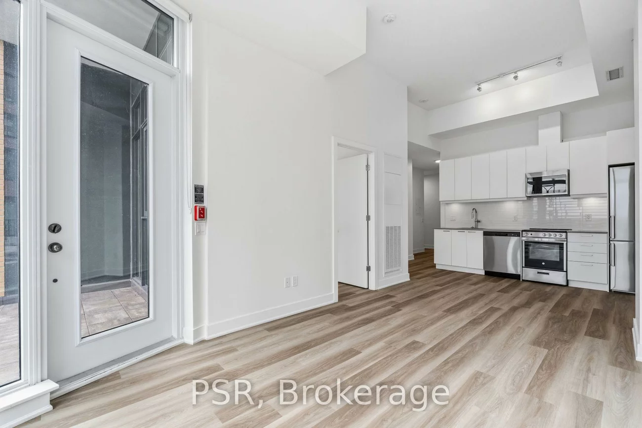 200, Deerfield, Central Newmarket, Newmarket