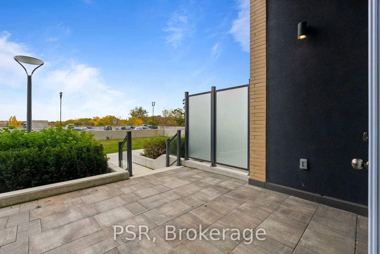 200, Deerfield, Central Newmarket, Newmarket