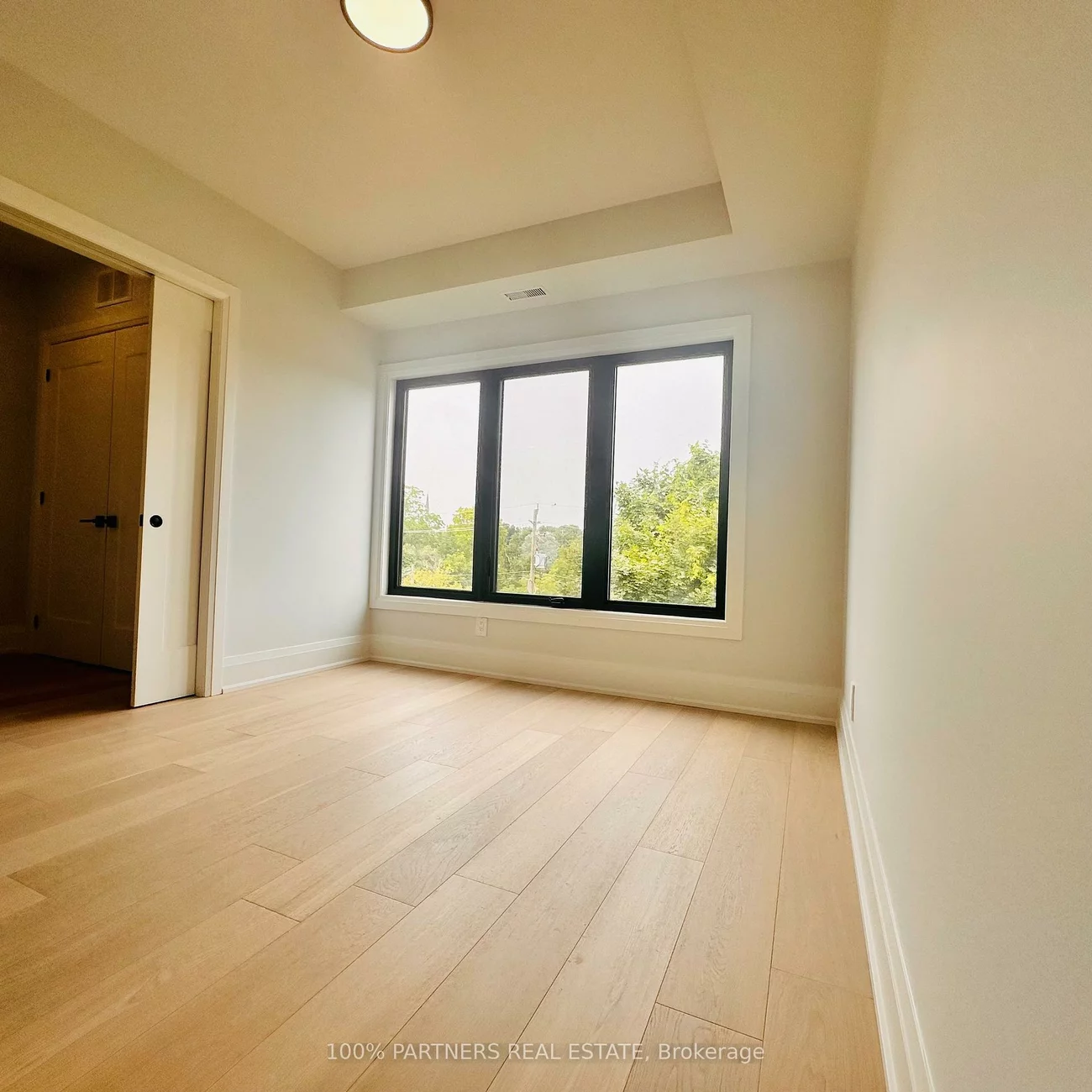 59, Charles, Central Newmarket, Newmarket