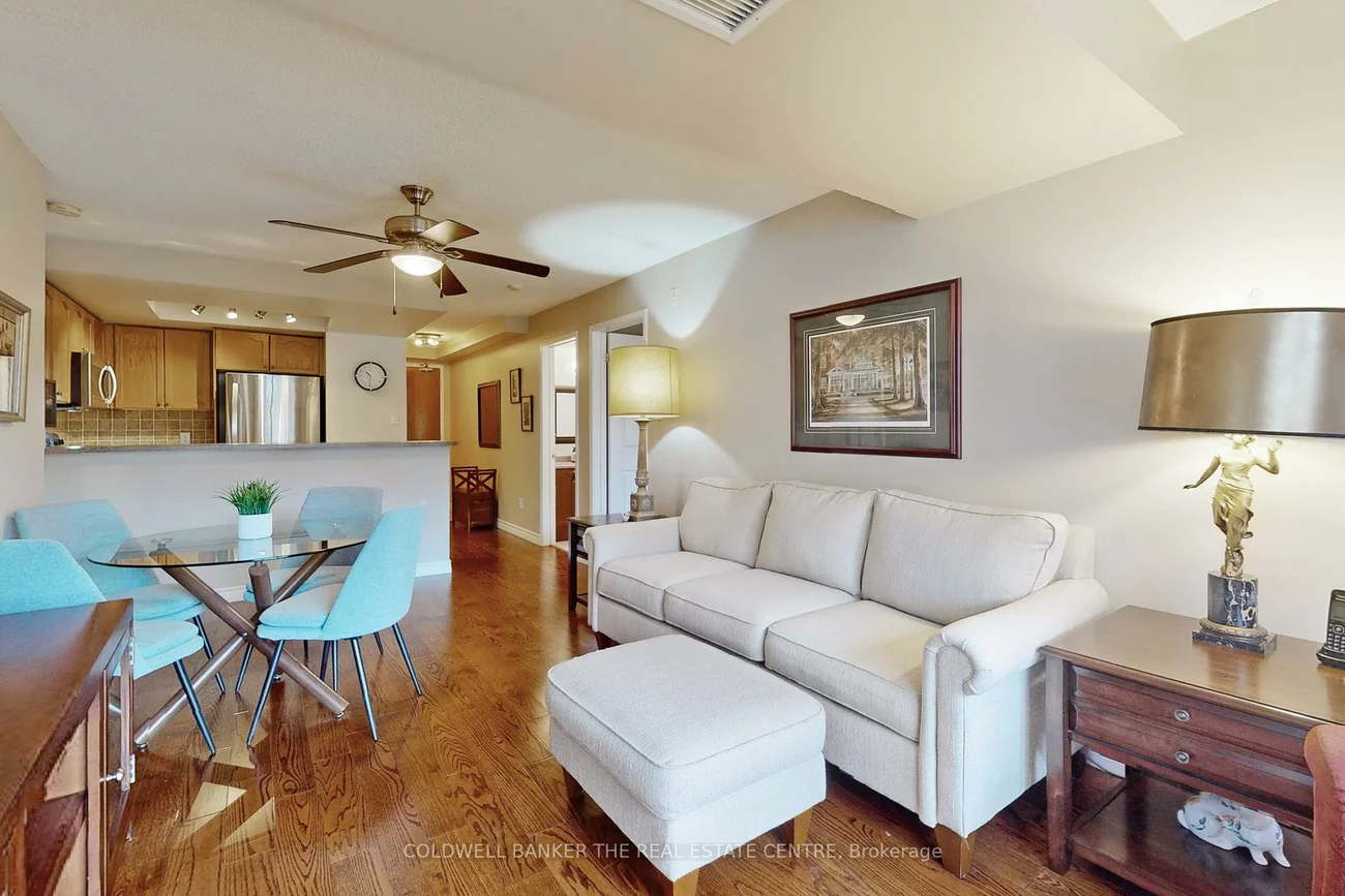 900, Bogart Mill, Gorham-College Manor, Newmarket