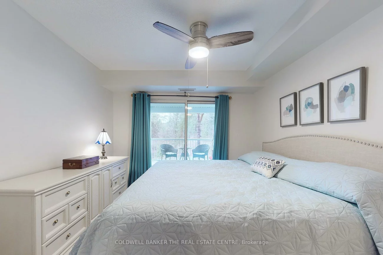 900, Bogart Mill, Gorham-College Manor, Newmarket