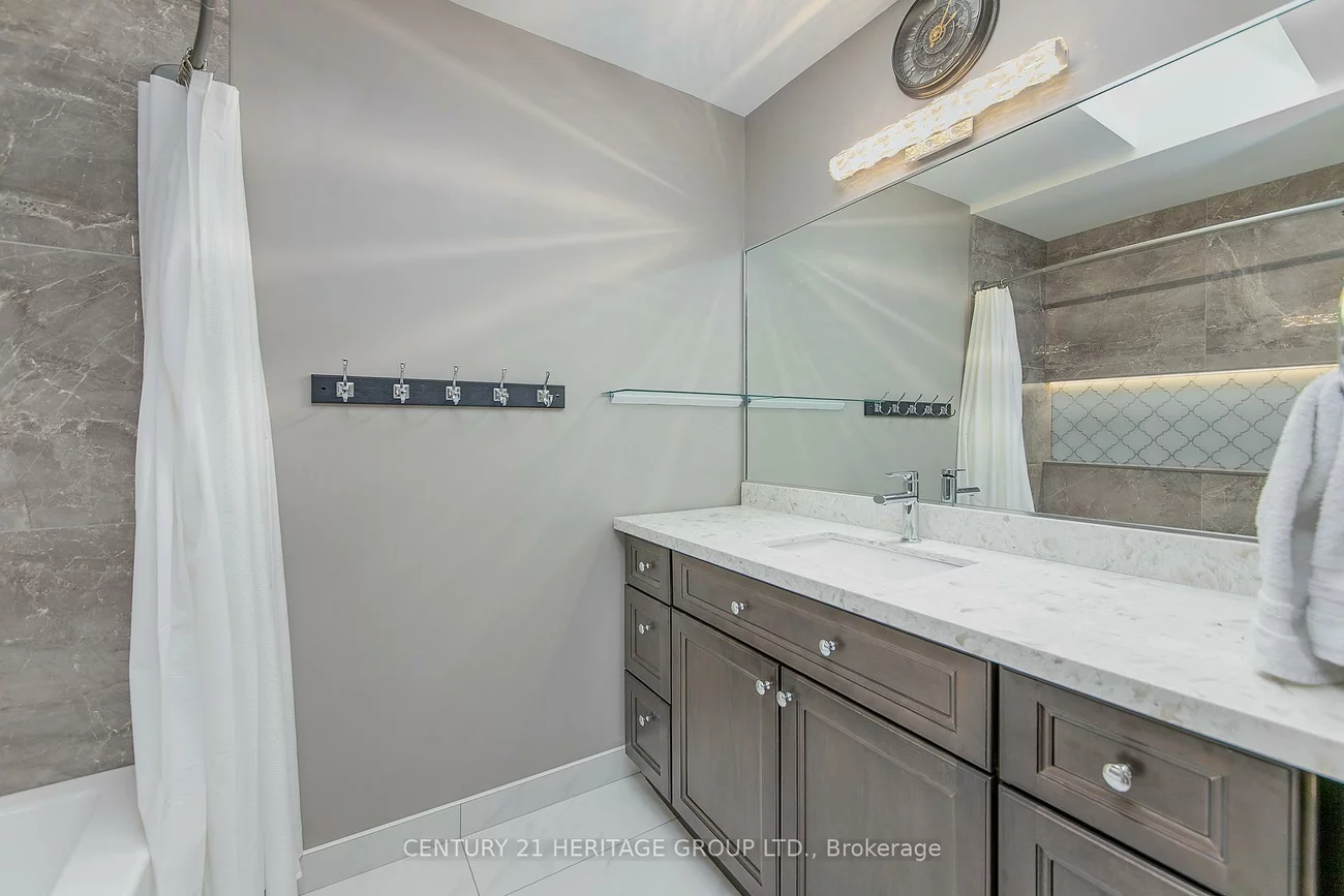 359, Riddell, Gorham-College Manor, Newmarket