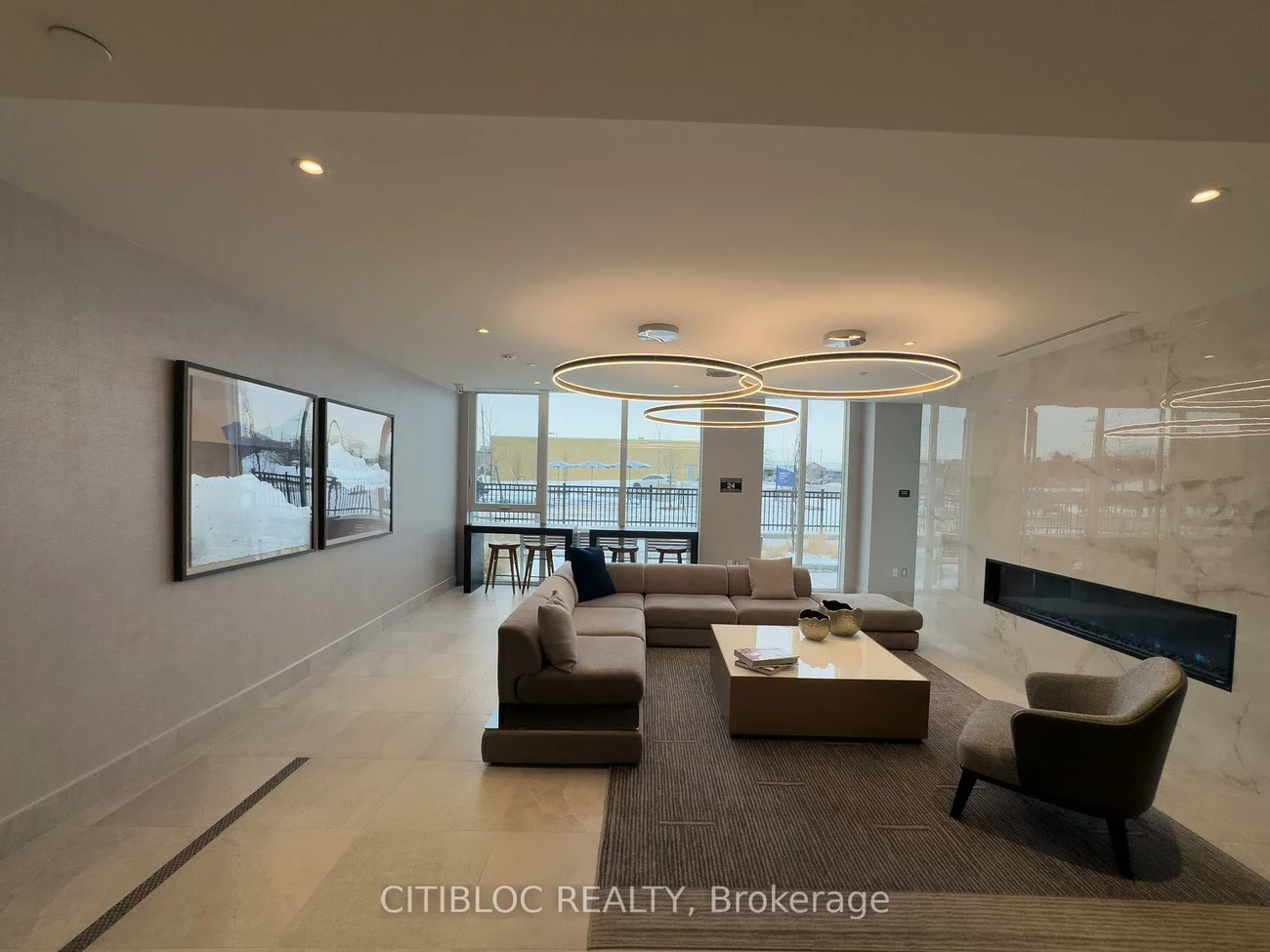 185, Deerfield, Central Newmarket, Newmarket