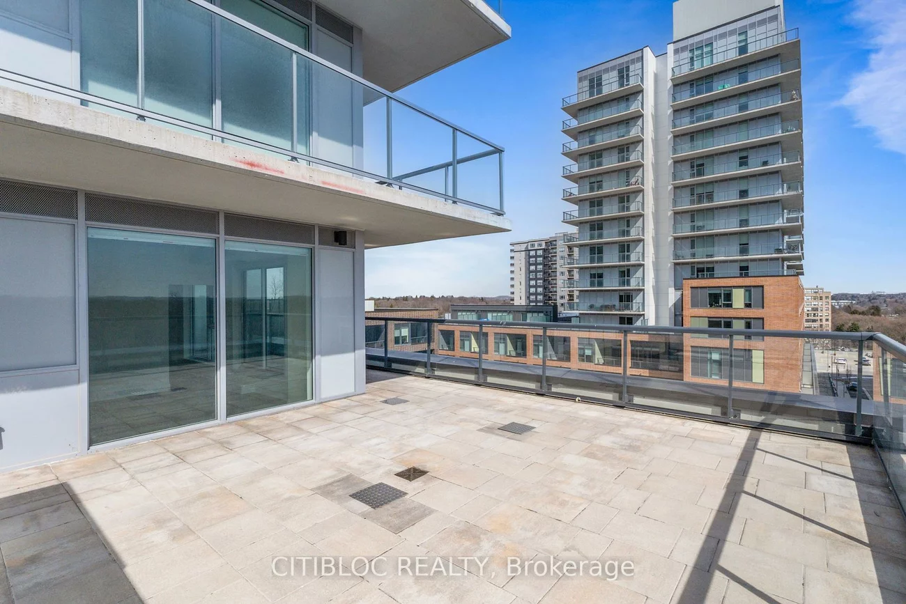 185, Deerfield, Central Newmarket, Newmarket
