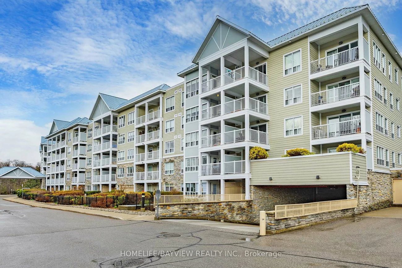 900, Bogart Mill, Gorham-College Manor, Newmarket