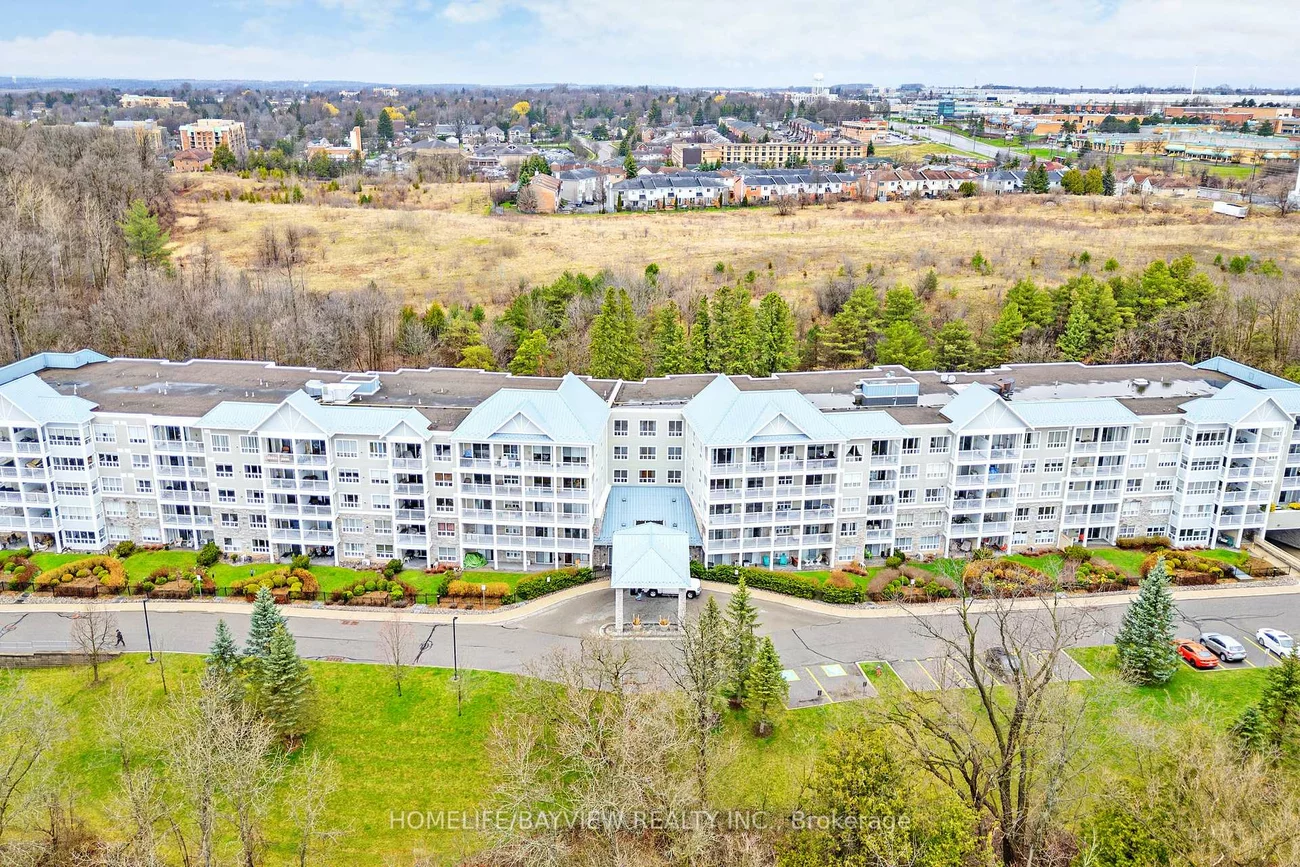 900, Bogart Mill, Gorham-College Manor, Newmarket
