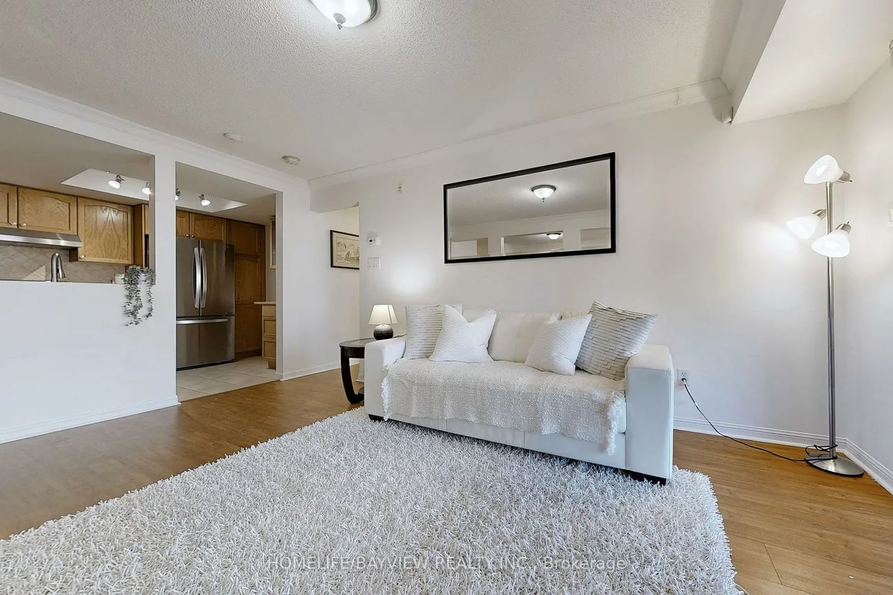 900, Bogart Mill, Gorham-College Manor, Newmarket