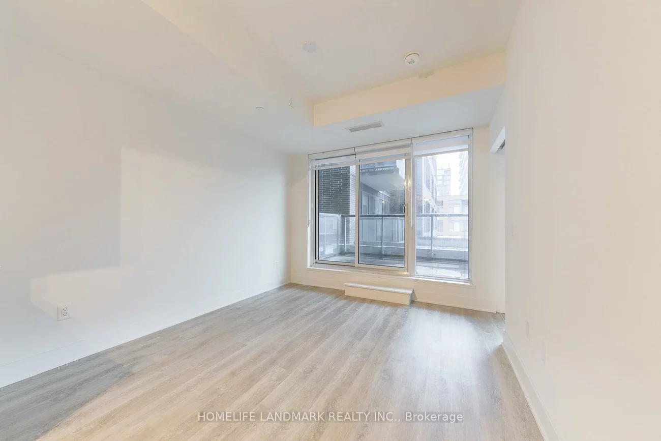 185, Deerfield, Central Newmarket, Newmarket