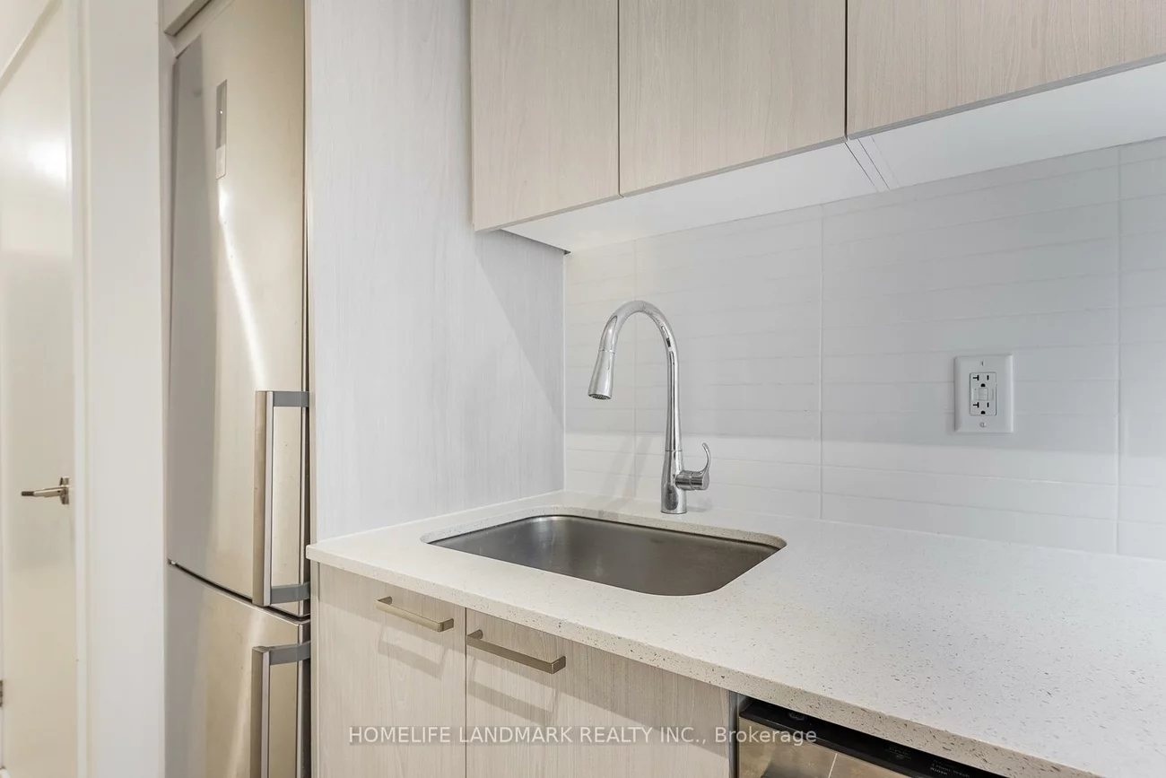 185, Deerfield, Central Newmarket, Newmarket