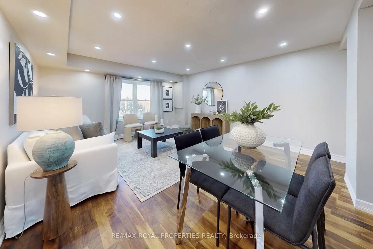 115, Main, Central Newmarket, Newmarket