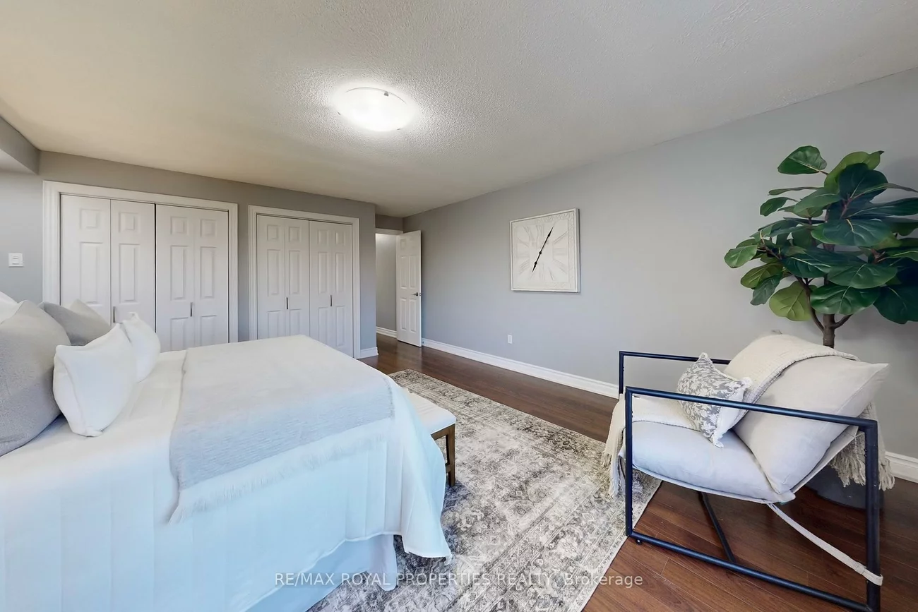 115, Main, Central Newmarket, Newmarket
