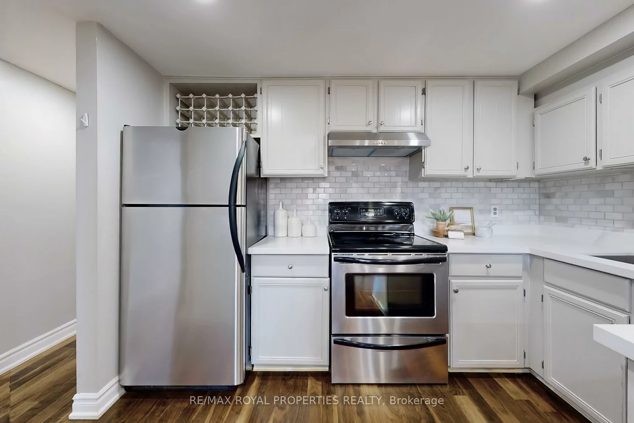 115, Main, Central Newmarket, Newmarket