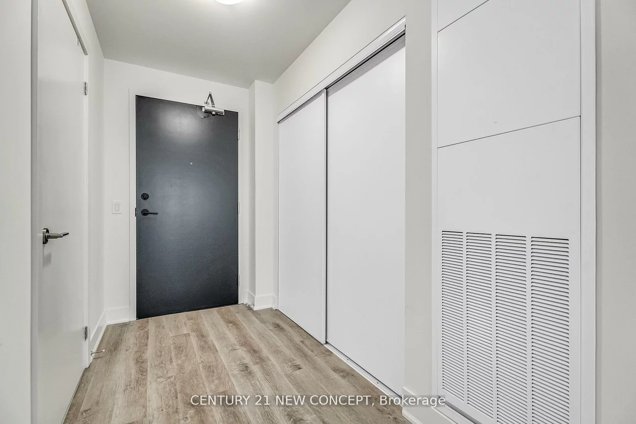 185, Deerfield, Central Newmarket, Newmarket