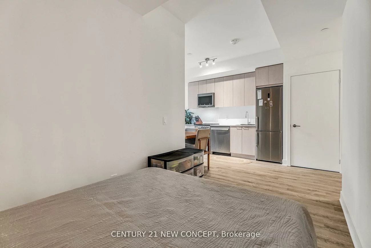185, Deerfield, Central Newmarket, Newmarket